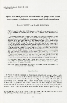 Space use and juvenile recruitment in gray-tailed volves in response to intruder pressure and food abundance