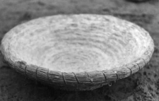 Straw baskets for moulding bread loaves