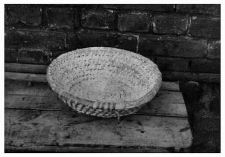 A bread proofing basket