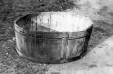 A stave washtub