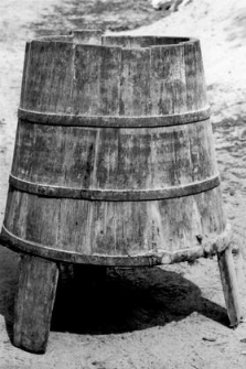 A stave vessel used for washing