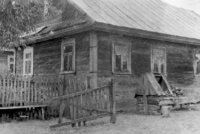 Fragment of a log cottage