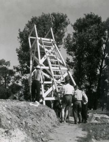 Mounting of the photo tower, field works