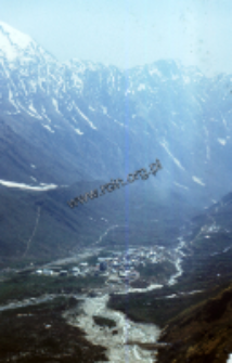 Road to Badrinath in the Himalayas (Iconographic document)